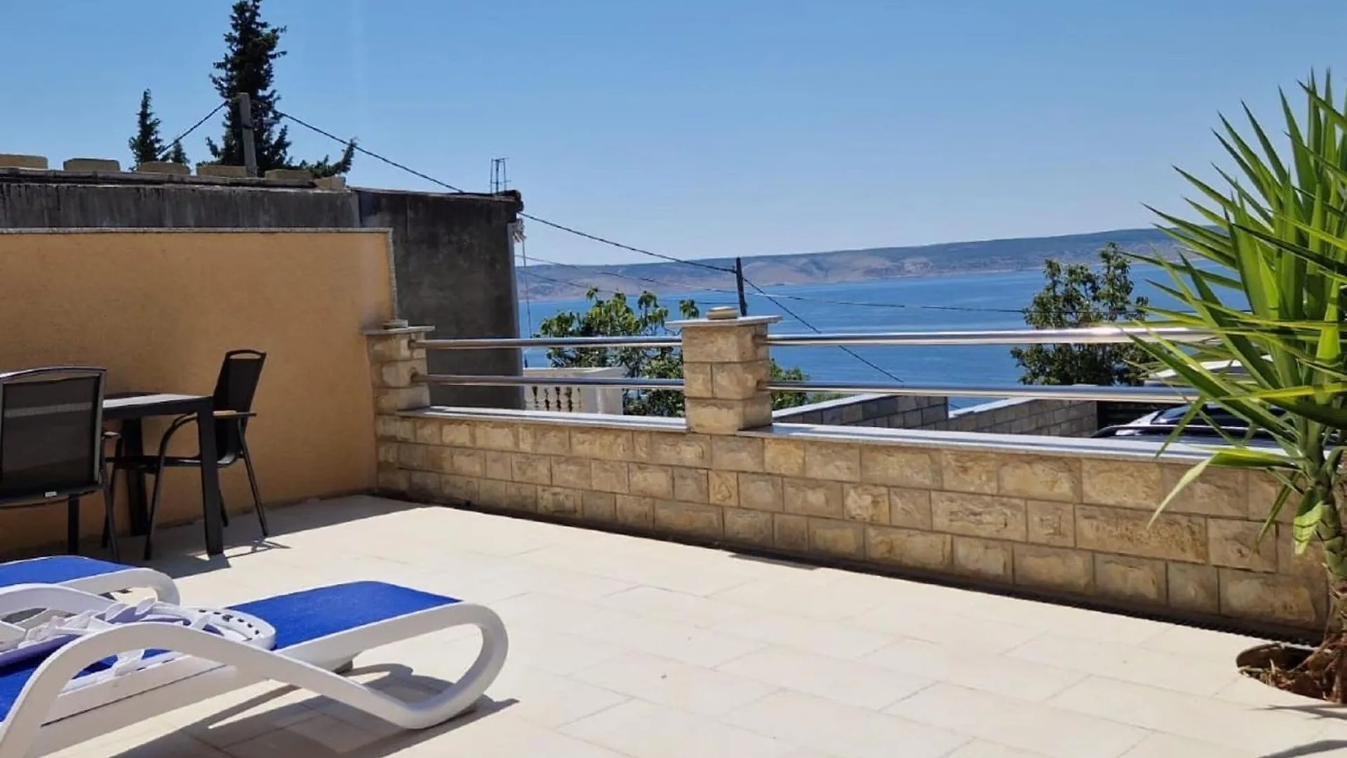 Apartment With Balcony And Swimming Pool Starigrad Paklenica