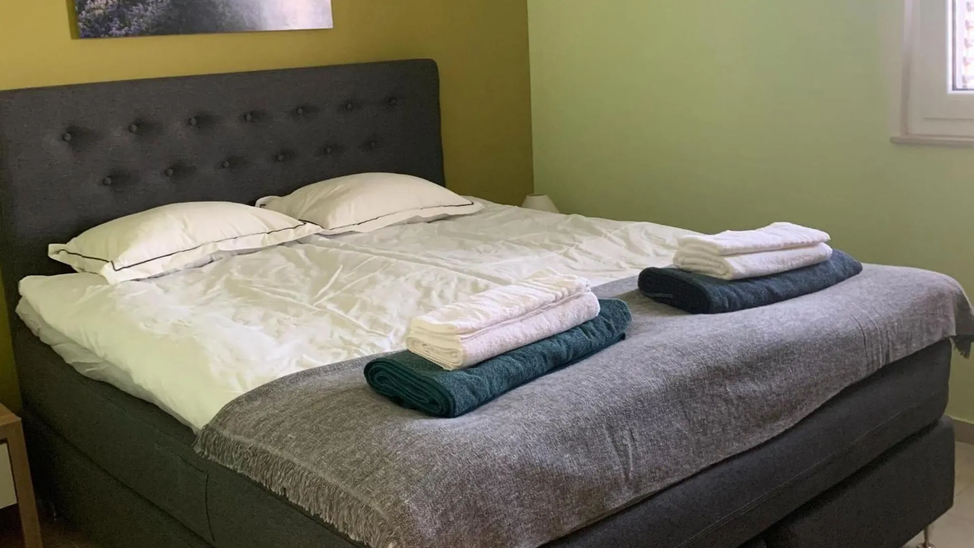 Apartment With Balcony And Swimming Pool 斯塔利格拉德-帕克利尼卡 克罗地亚